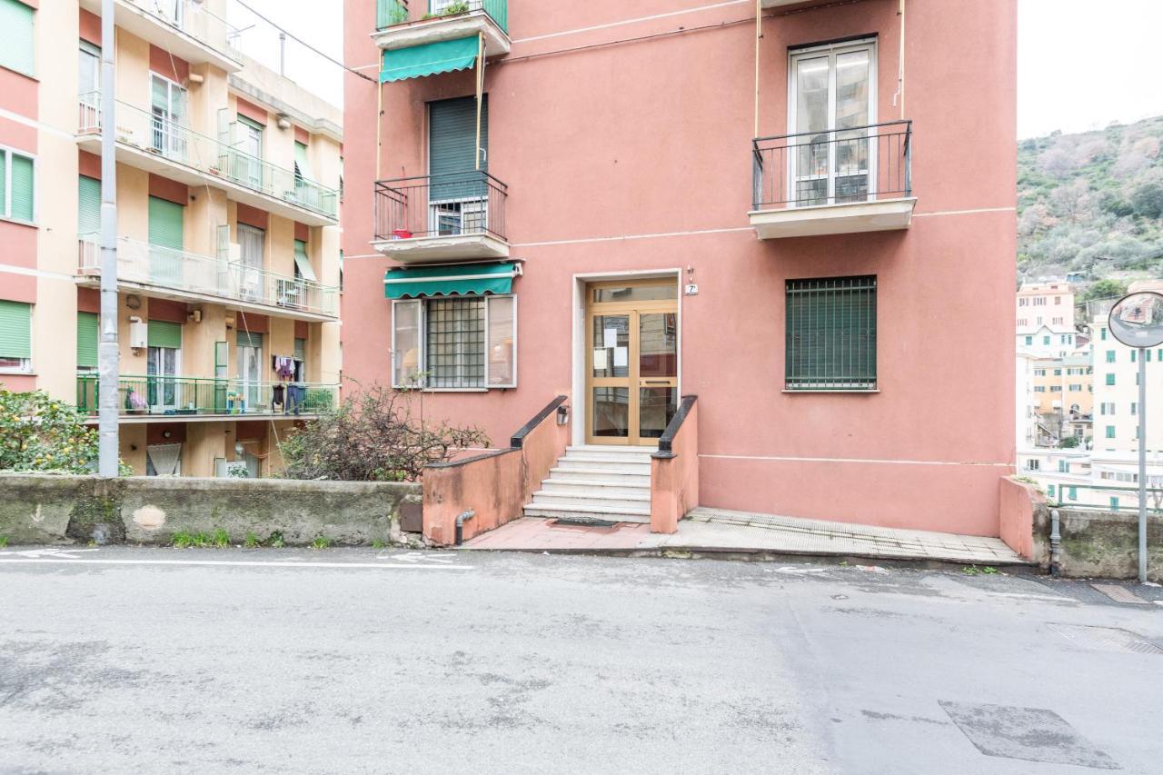 Borgoratti Comfortable Apartment Genoa Bagian luar foto